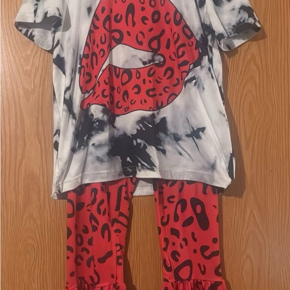 Kids Lip Print Pajama Set - Red and Black